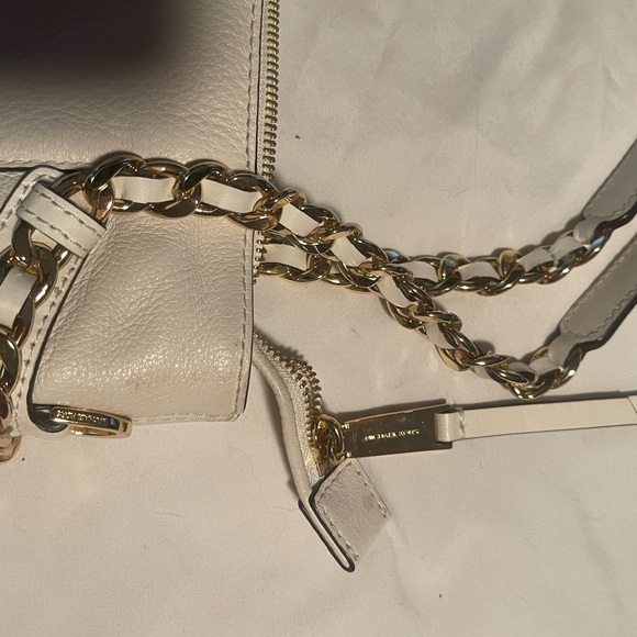 Rare Michael Kors Large Brooke Hobo Bag White Pebbled Leather Gold Straps W Lock - Picture 4 of 14